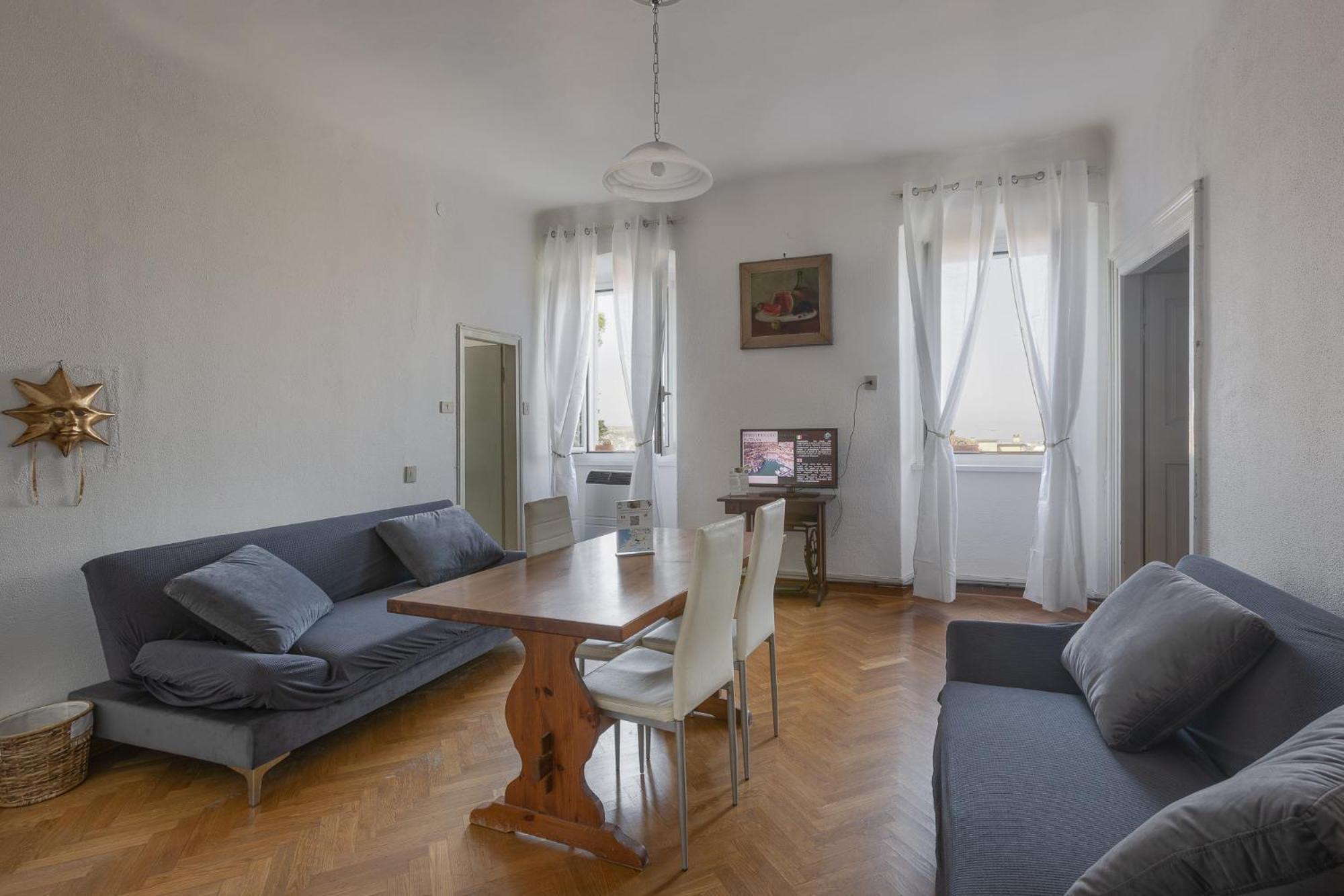 Vista&Capriccio1 Appartement Triëst Buitenkant foto